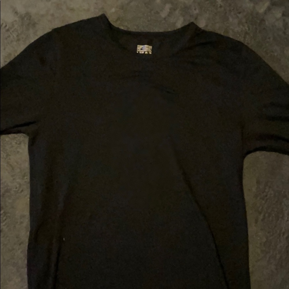 Black 32 Heat long sleeve